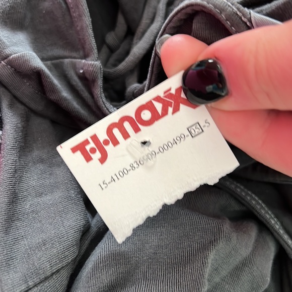 American Eagle outfitters sleeveless top - Picture 6 of 6